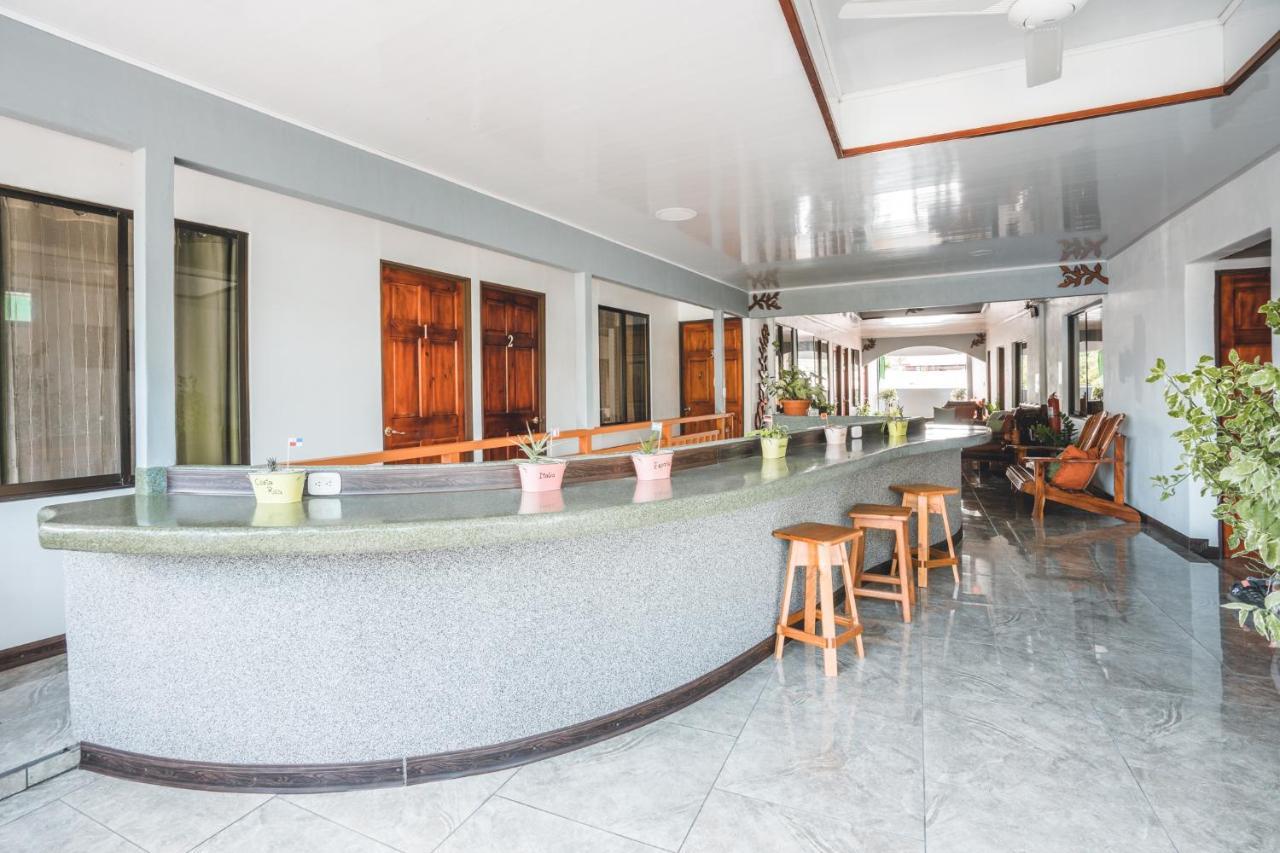 Hotel Hoja De Oro Corcovado Puerto Jiménez Buitenkant foto